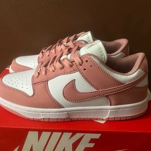 Women’s Dunk Low